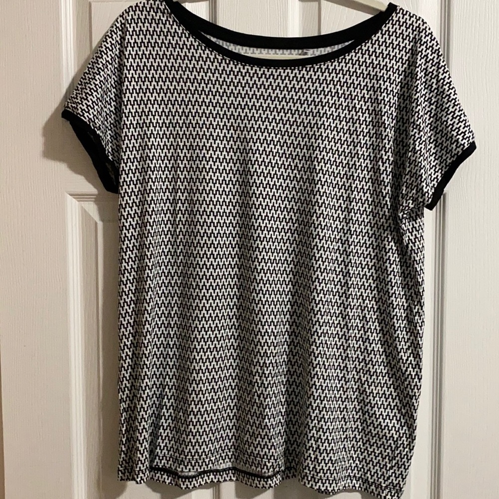 Uniqlo x Jonathan Adler Black/White T-Shirt